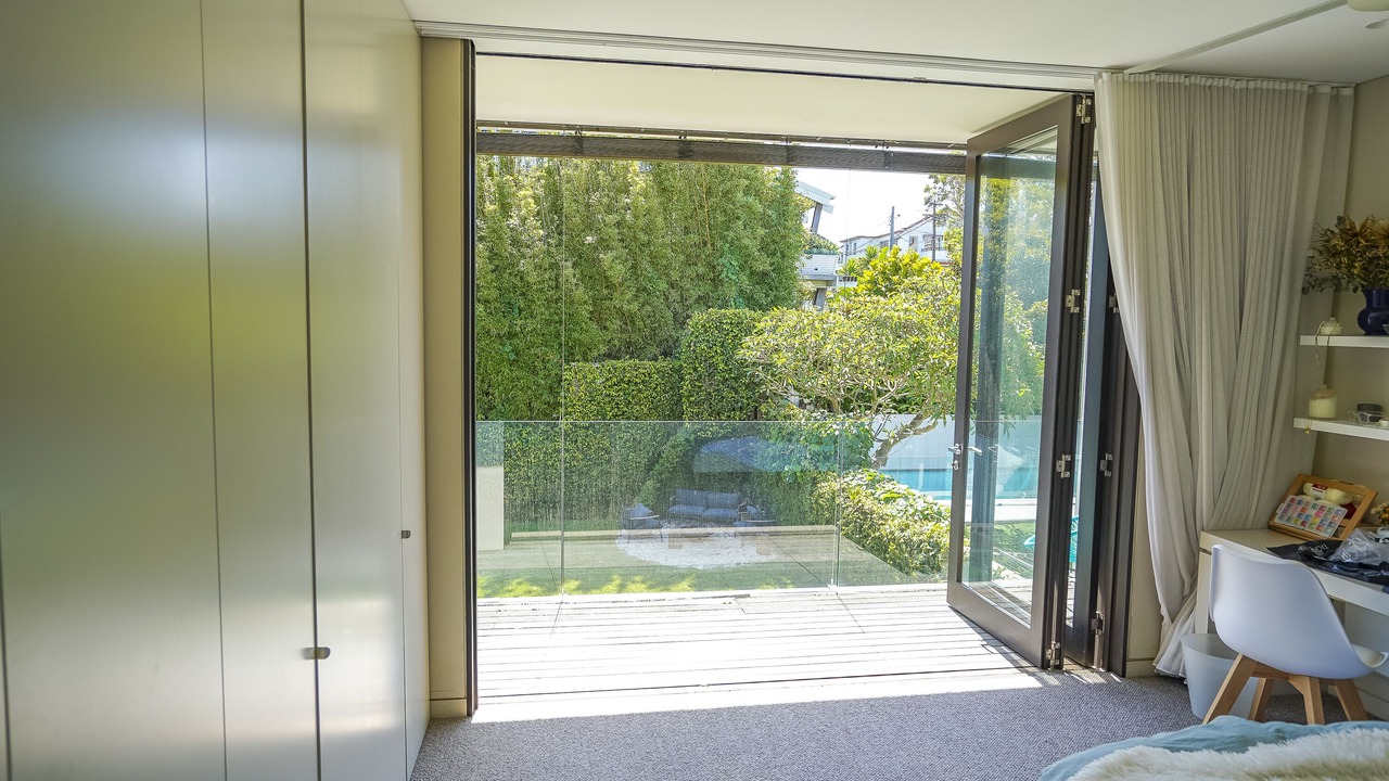 Photo of Others in Bronte