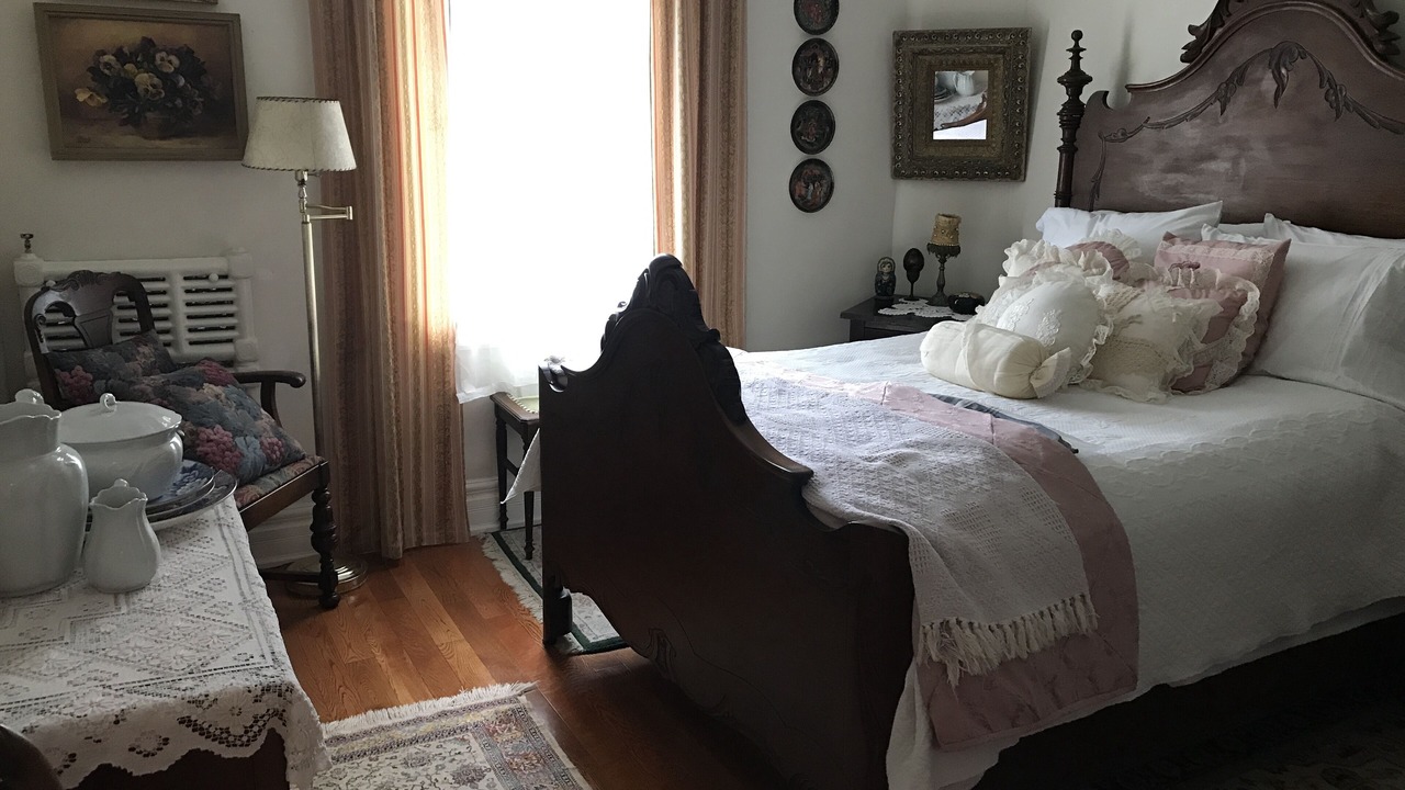 Photo of Bedroom in The Beaches