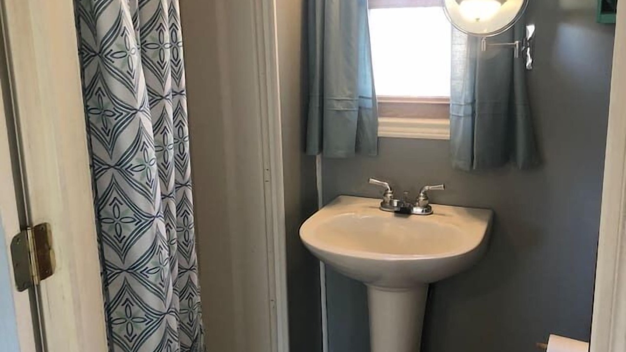 Photo of Bathroom in Saffell