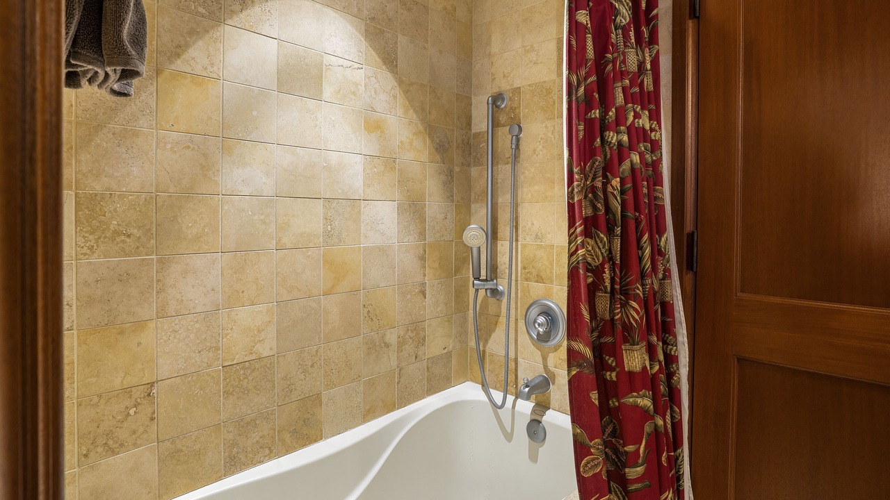 Photo of Bathroom in Waikoloa