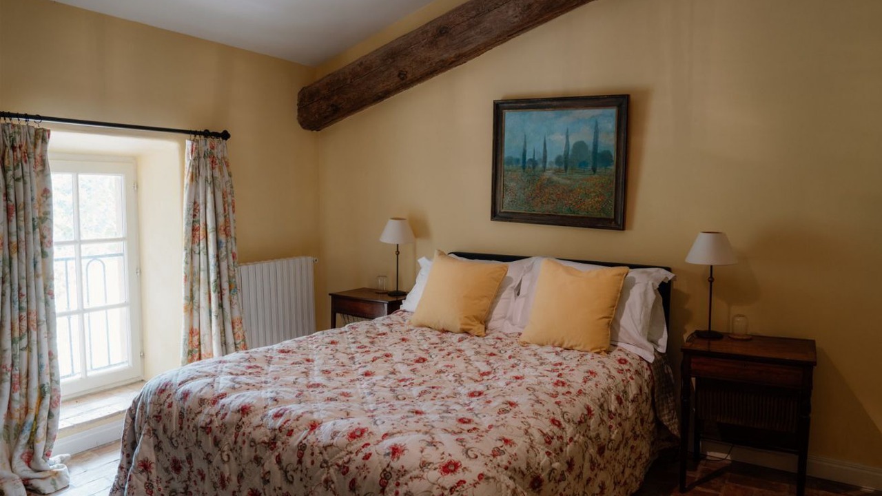 Photo of Bedroom in Montirat