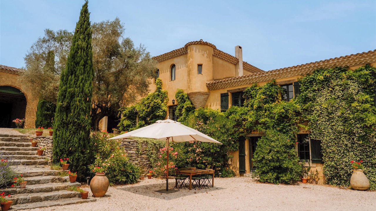 Photo of Outdoor in Montirat