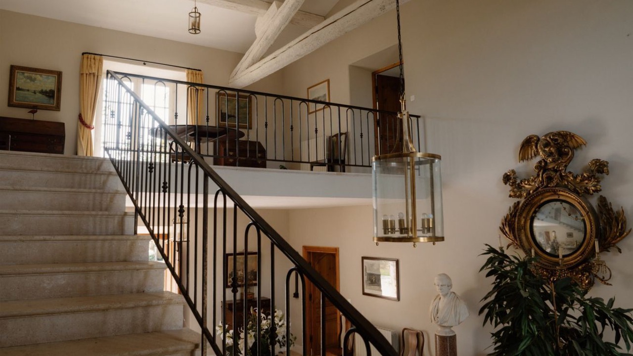 Photo of Others in Montirat