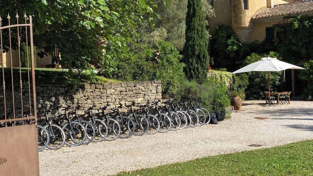 Photo of Outdoor in Montirat