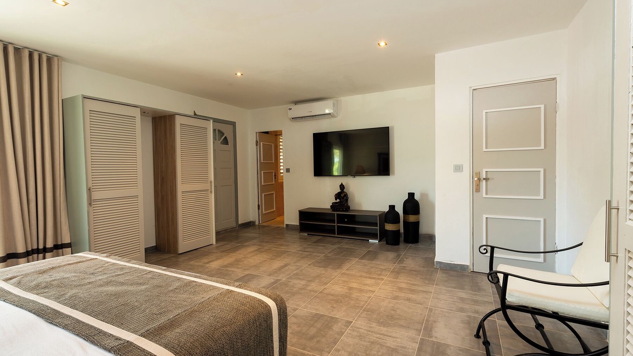 Photo of Bedroom in Orient Bay