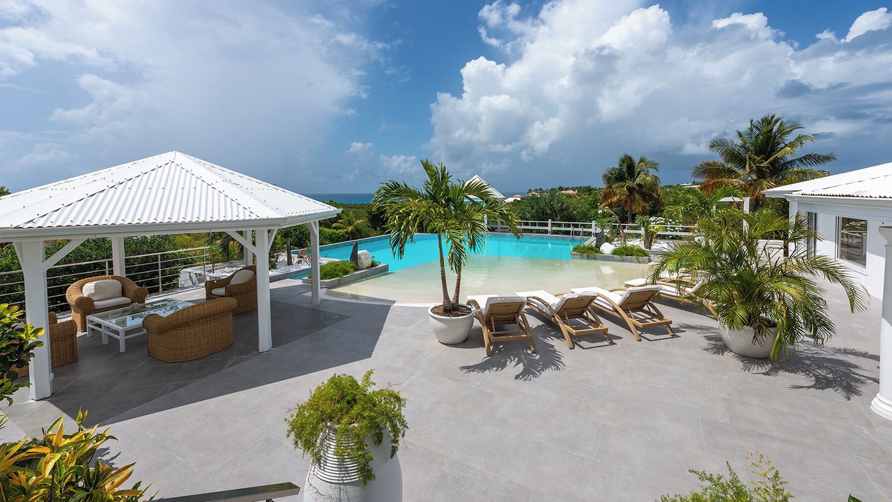 Photo of Outdoor in Orient Bay