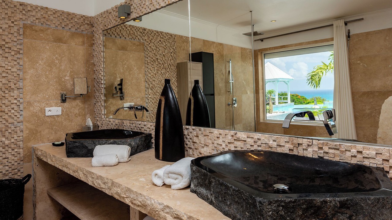 Photo of Bathroom in Orient Bay
