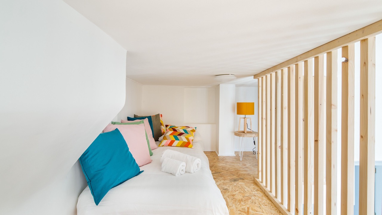 Photo of Bedroom in Graslin - Commerce