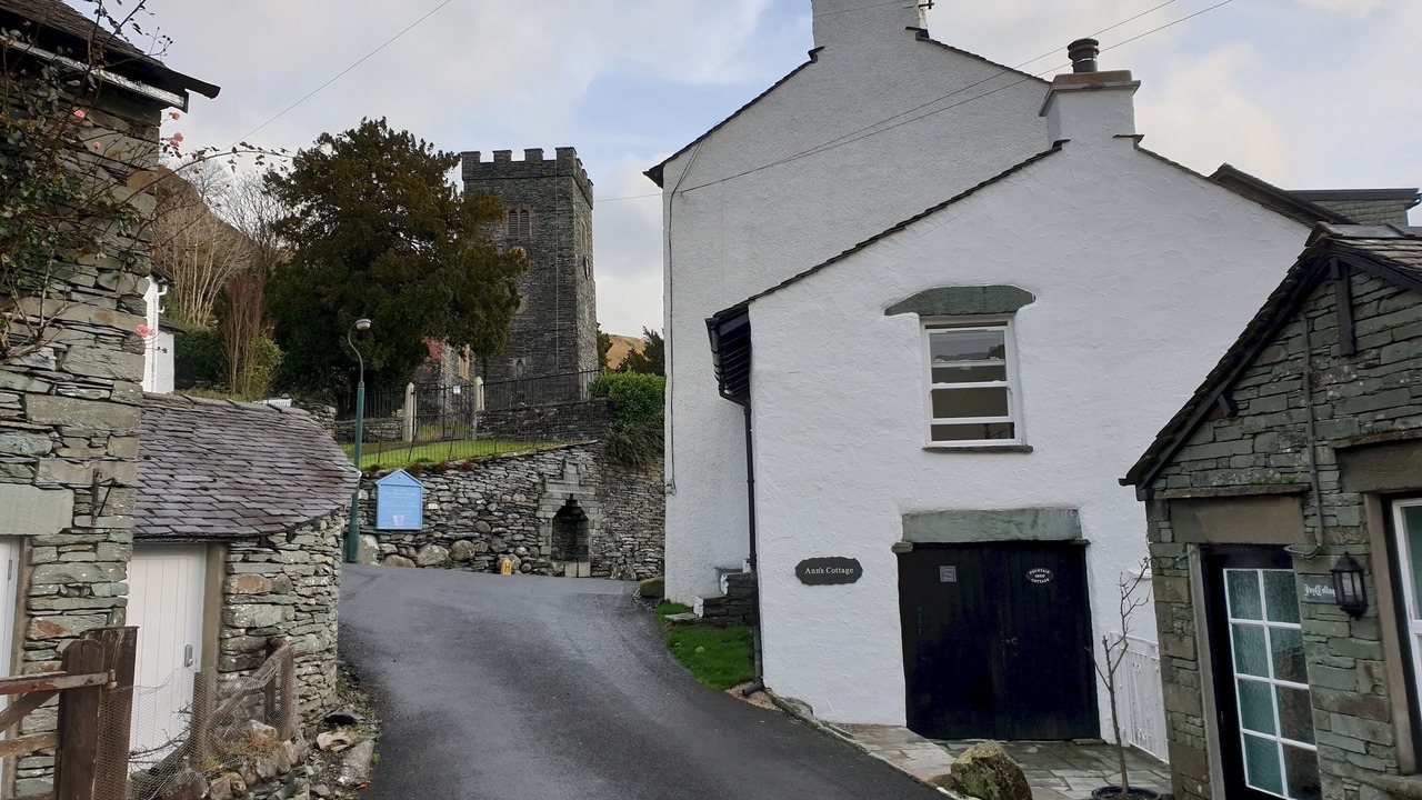 Photo of Outdoor in Chapel Stile