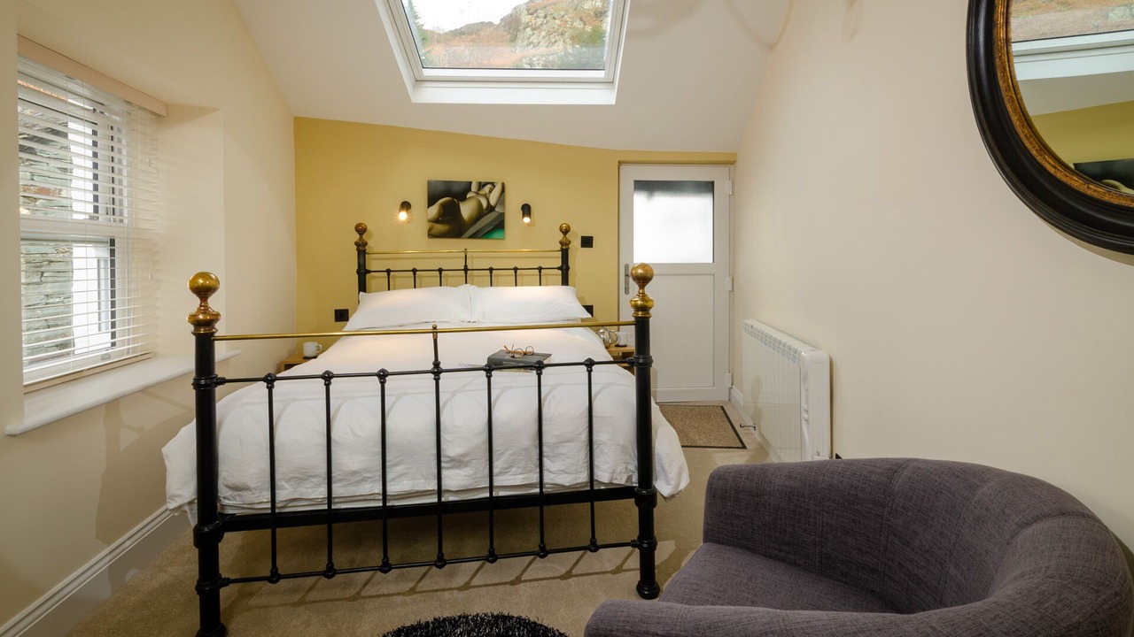 Photo of Bedroom in Chapel Stile