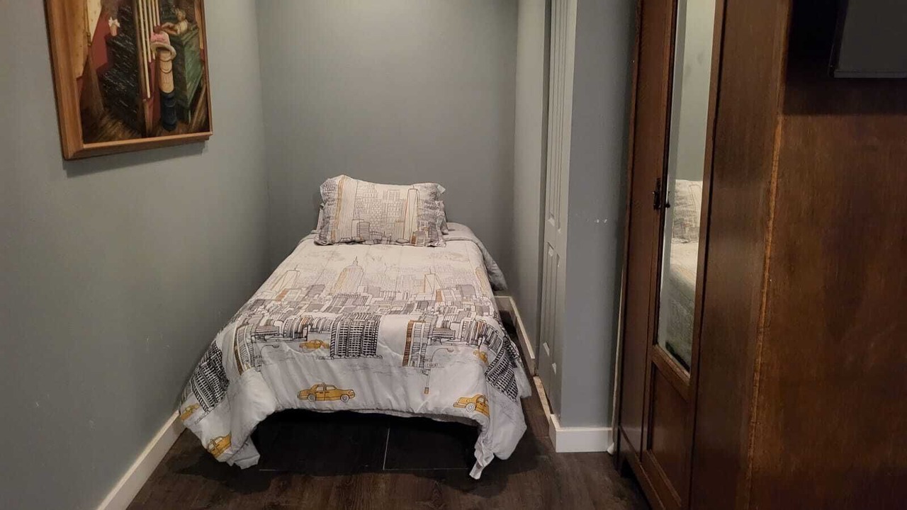 Photo of Bedroom in East Central