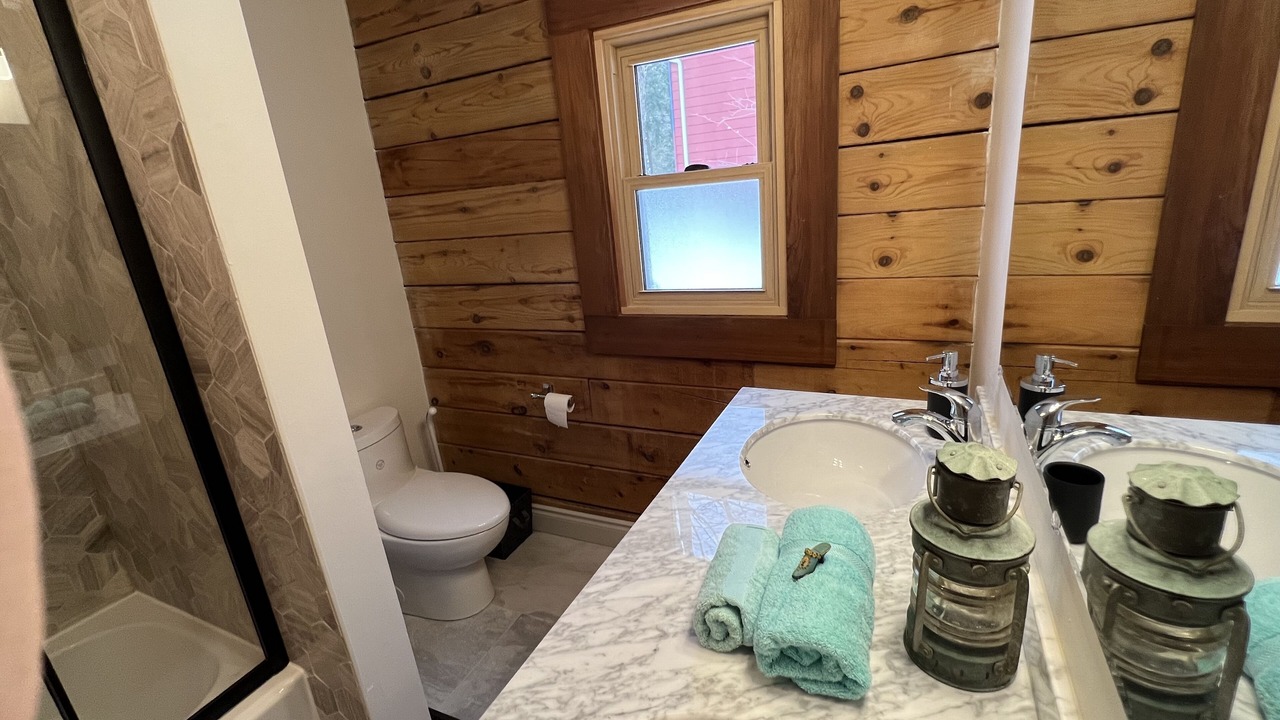Photo of Bathroom in Lafontaine