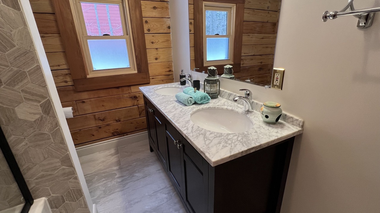 Photo of Bathroom in Lafontaine