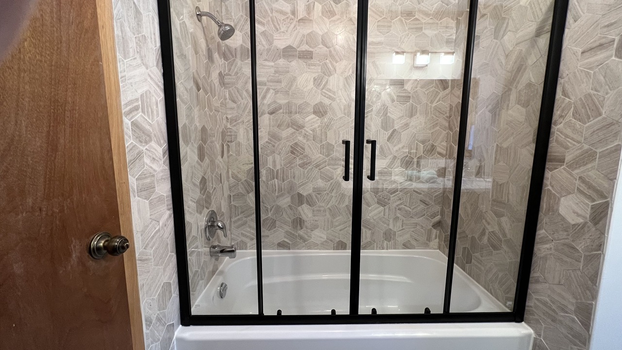 Photo of Bathroom in Lafontaine