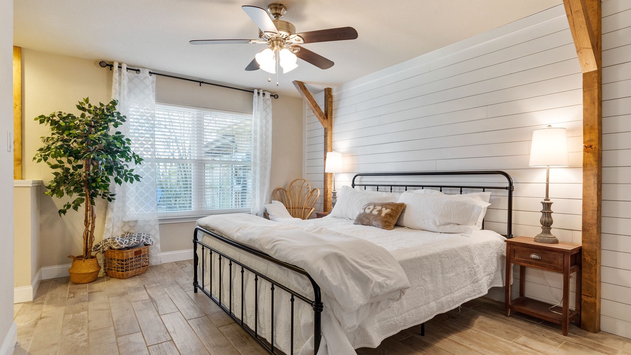 Photo of Bedroom in Euless