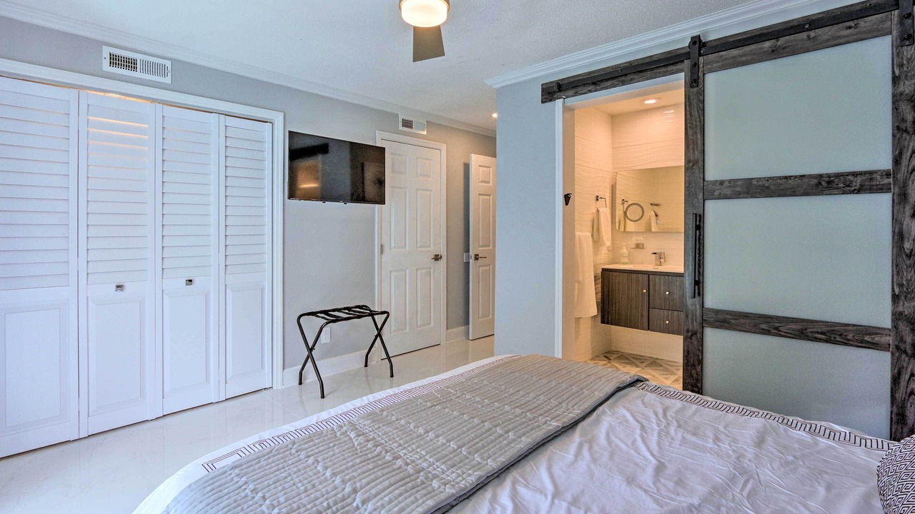 Photo of Bedroom in Palmetto Dunes