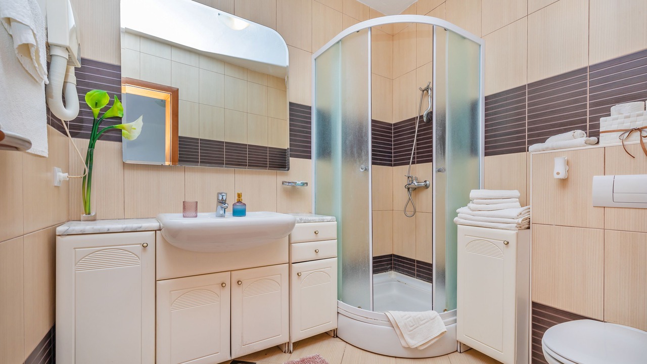 Photo of Bathroom in Orasac