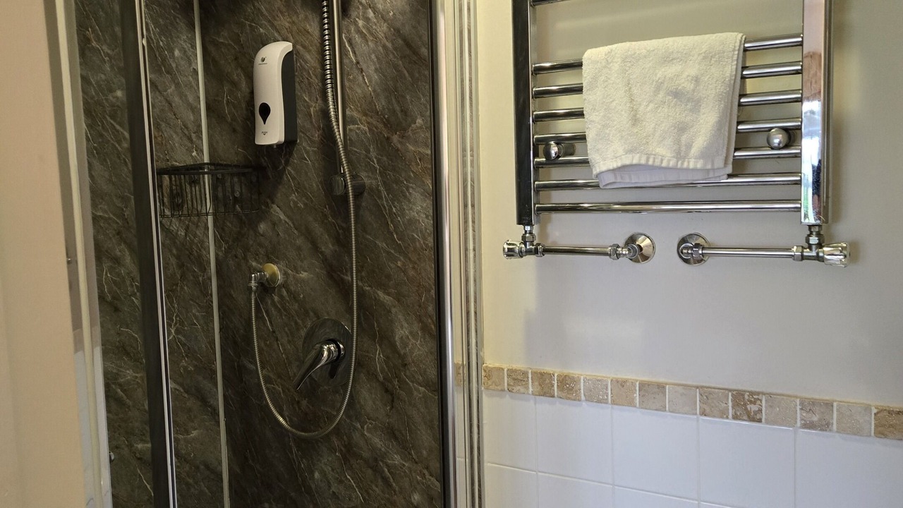 Photo of Bathroom in Little Plumstead