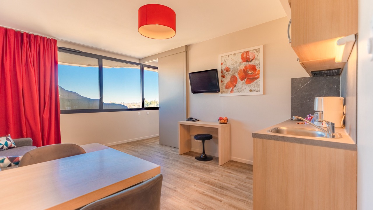 Photo of Livingroom in Millenaire