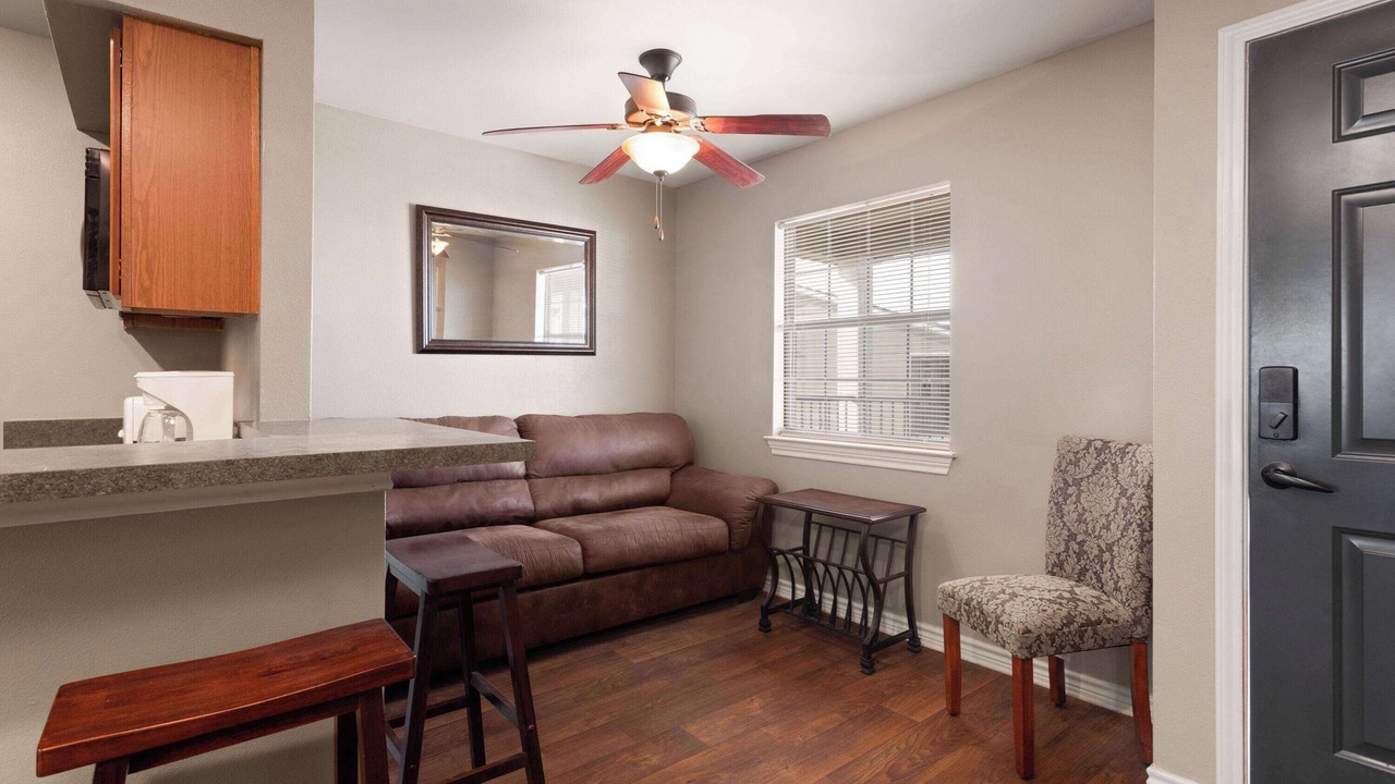 Photo of Bedroom in Cotulla