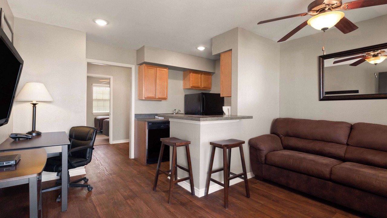 Photo of Bedroom in Cotulla