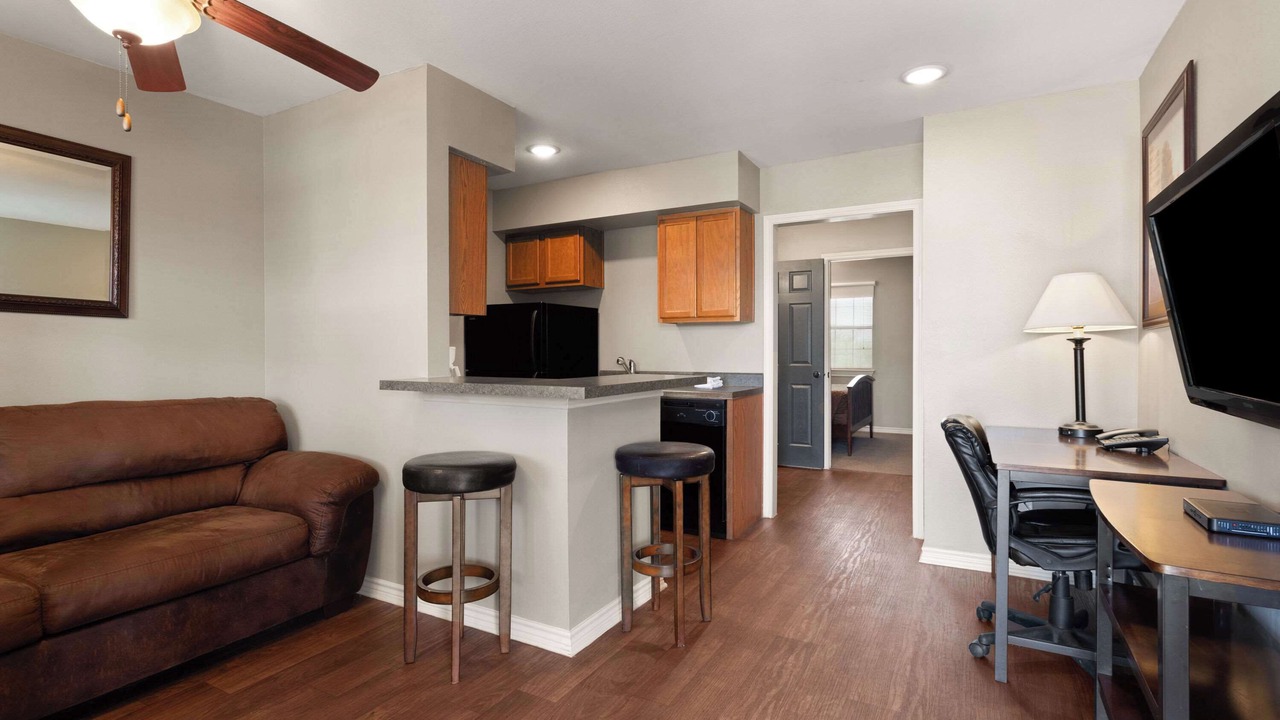 Photo of Bedroom in Cotulla