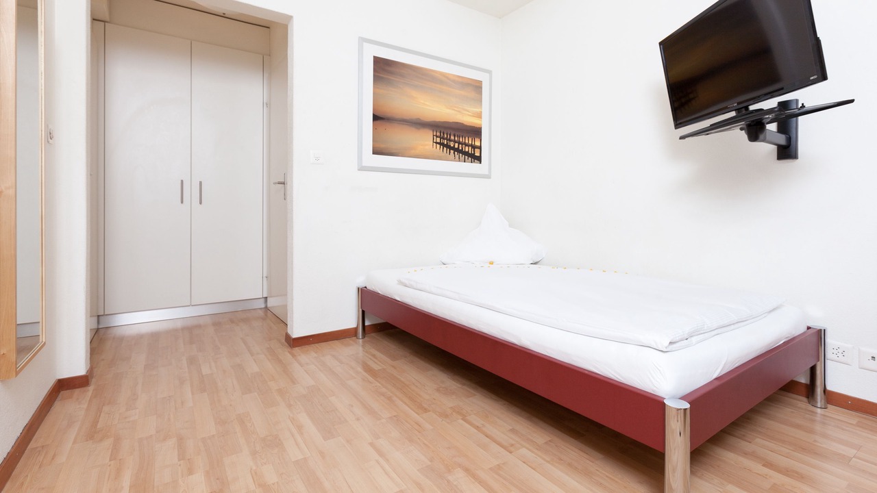 Photo of Bedroom in Alt-Wiedikon