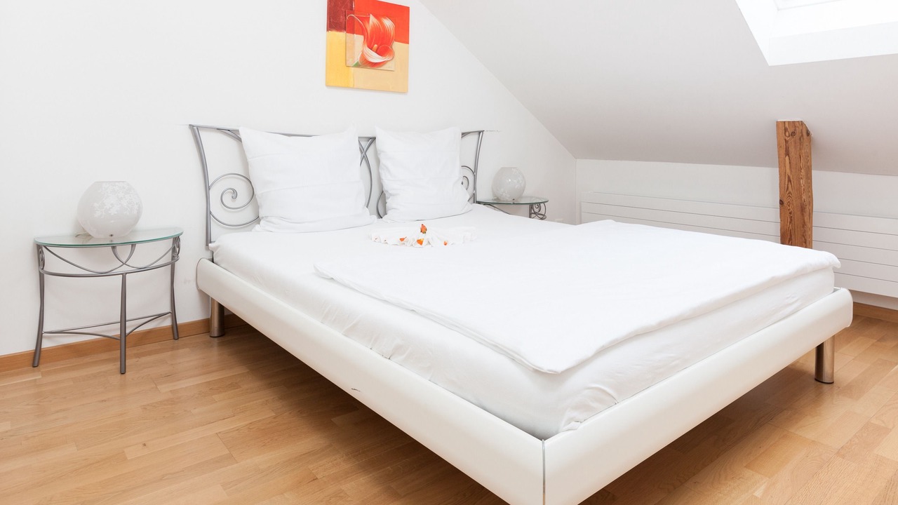Photo of Bedroom in Hard