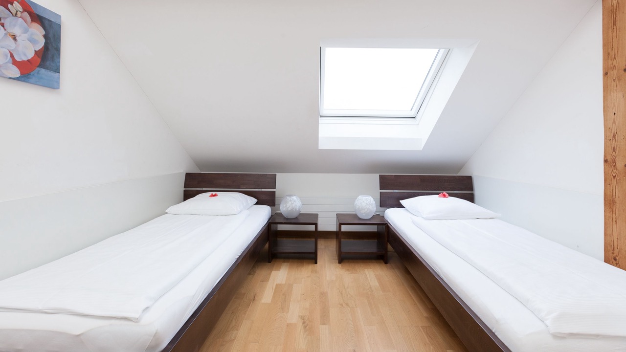 Photo of Bedroom in Hard