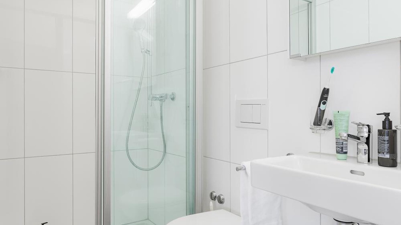 Photo of Bathroom in Hard