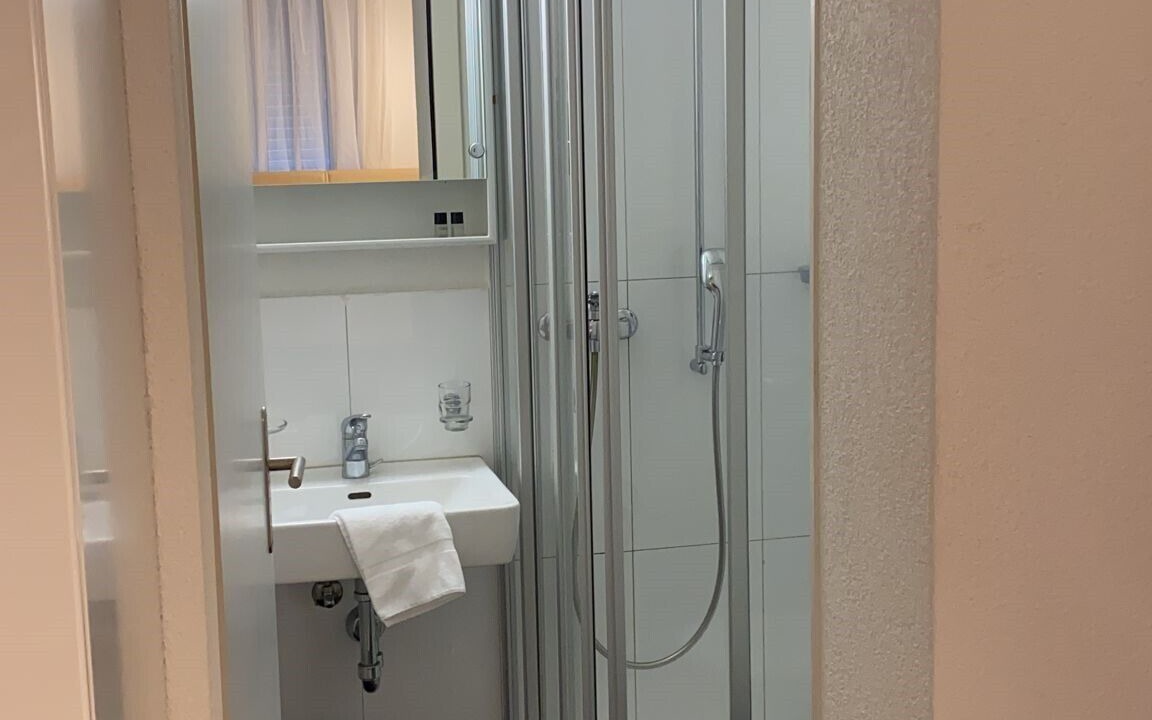Photo of Bathroom in Hard