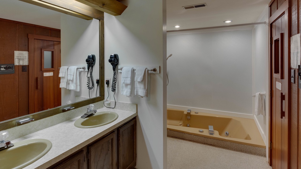 Photo of Bathroom in Basye