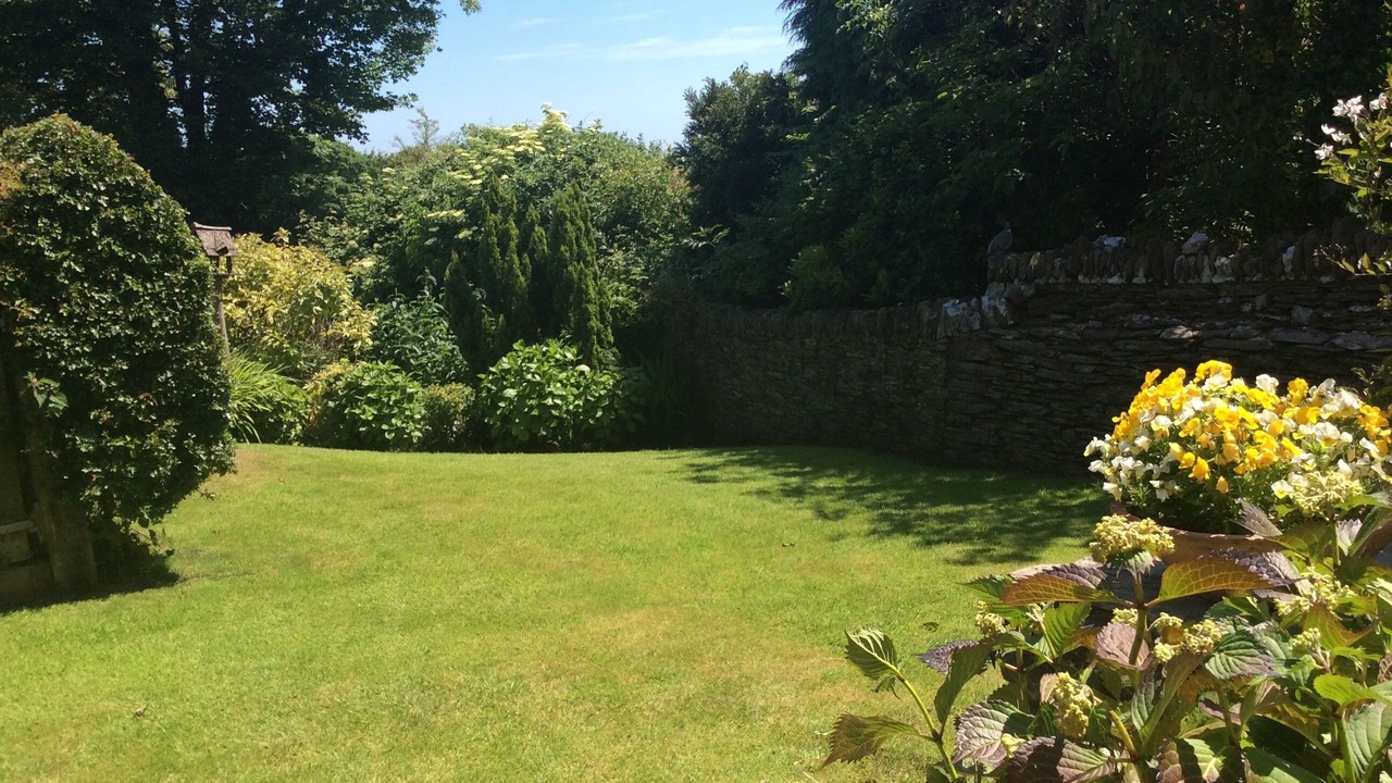 Photo of Outdoor in Strete