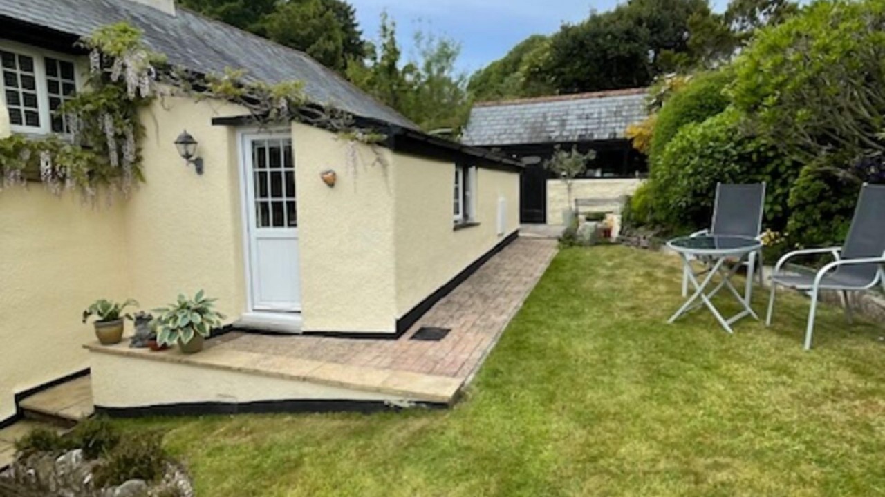 Photo of Others in Strete