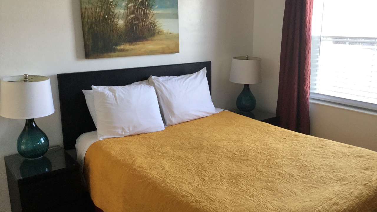 Photo of Bedroom in Lauderdale-by-the-Sea