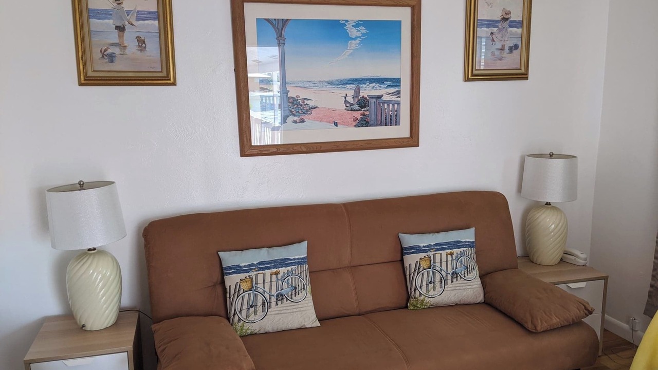 Photo of Livingroom in Lauderdale-by-the-Sea
