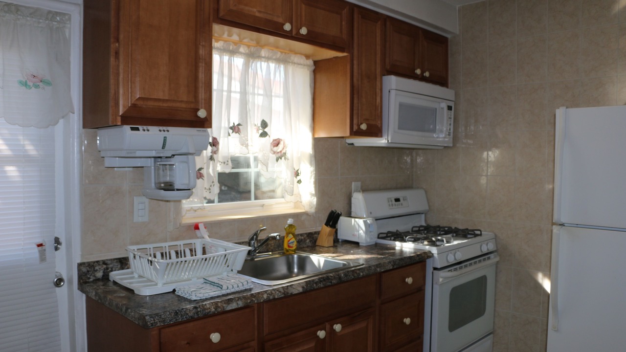 Photo of Kitchen in Lauderdale-by-the-Sea