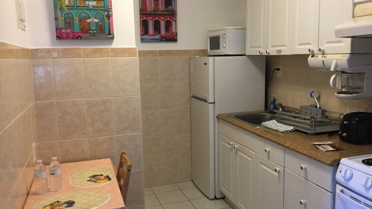 Photo of Kitchen in Lauderdale-by-the-Sea