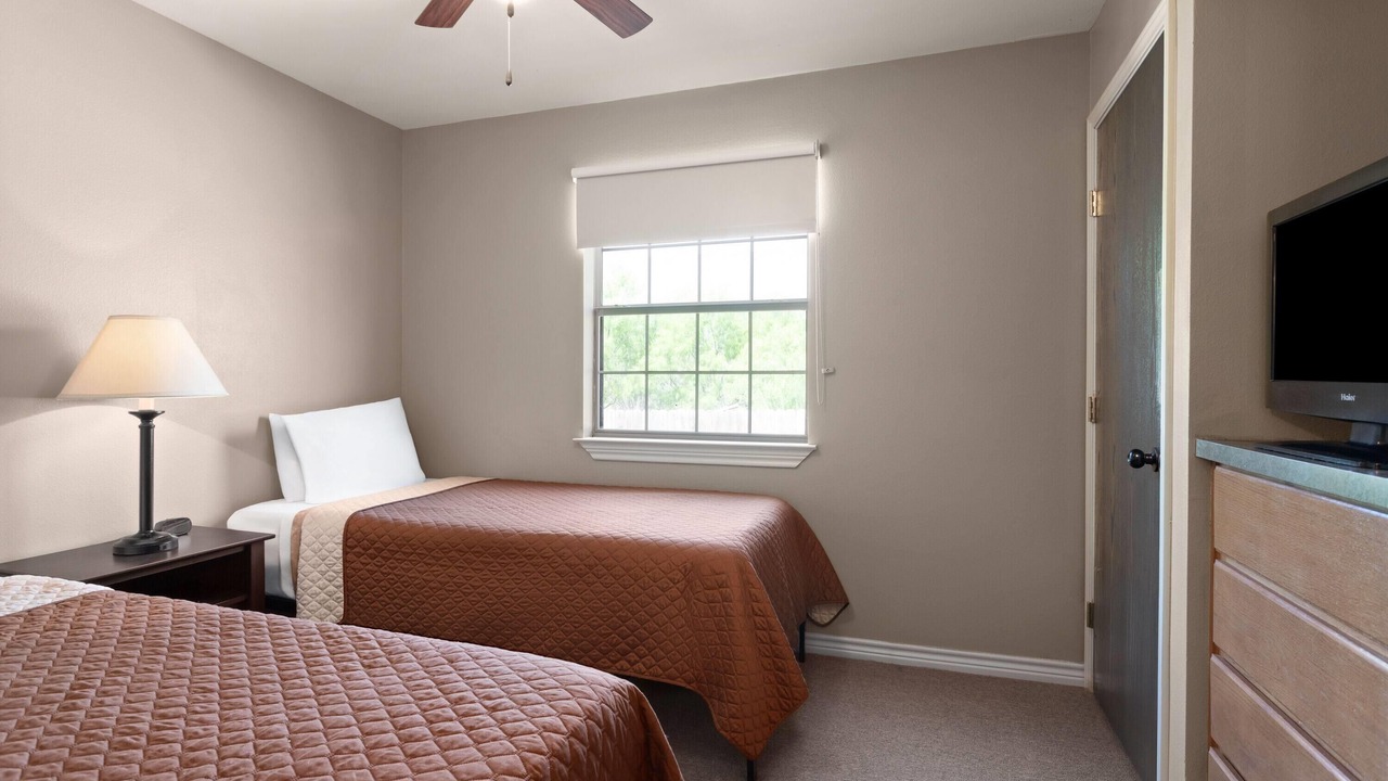 Photo of Bedroom in Carrizo Springs