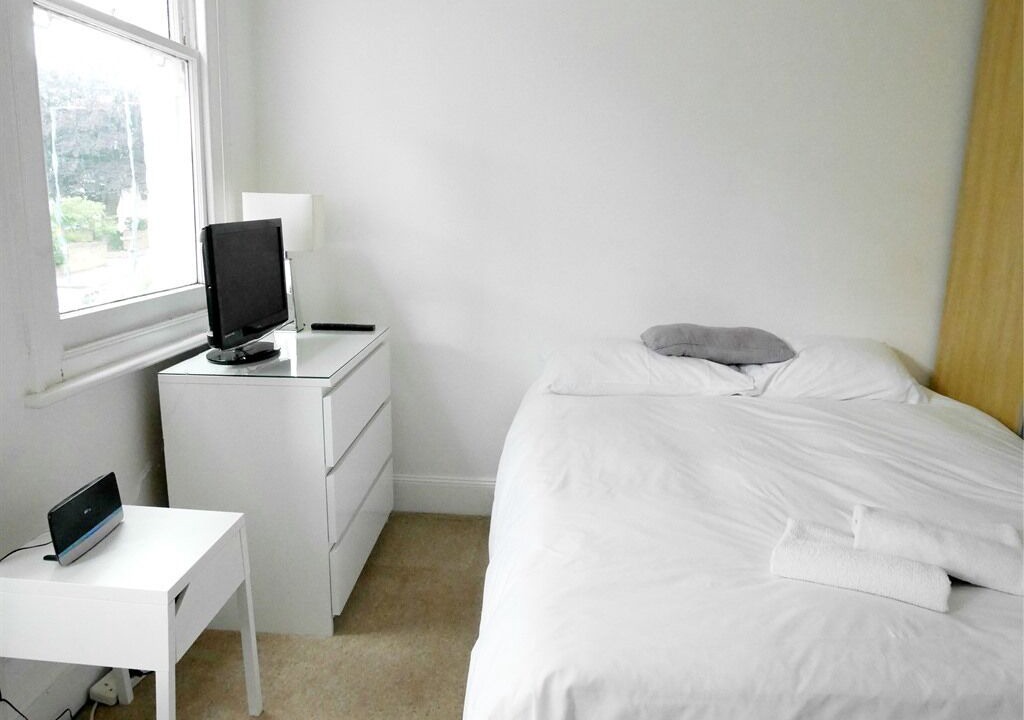 Photo of Bedroom in Kew