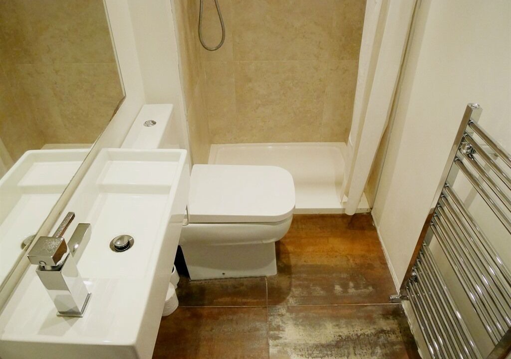 Photo of Bathroom in Kew