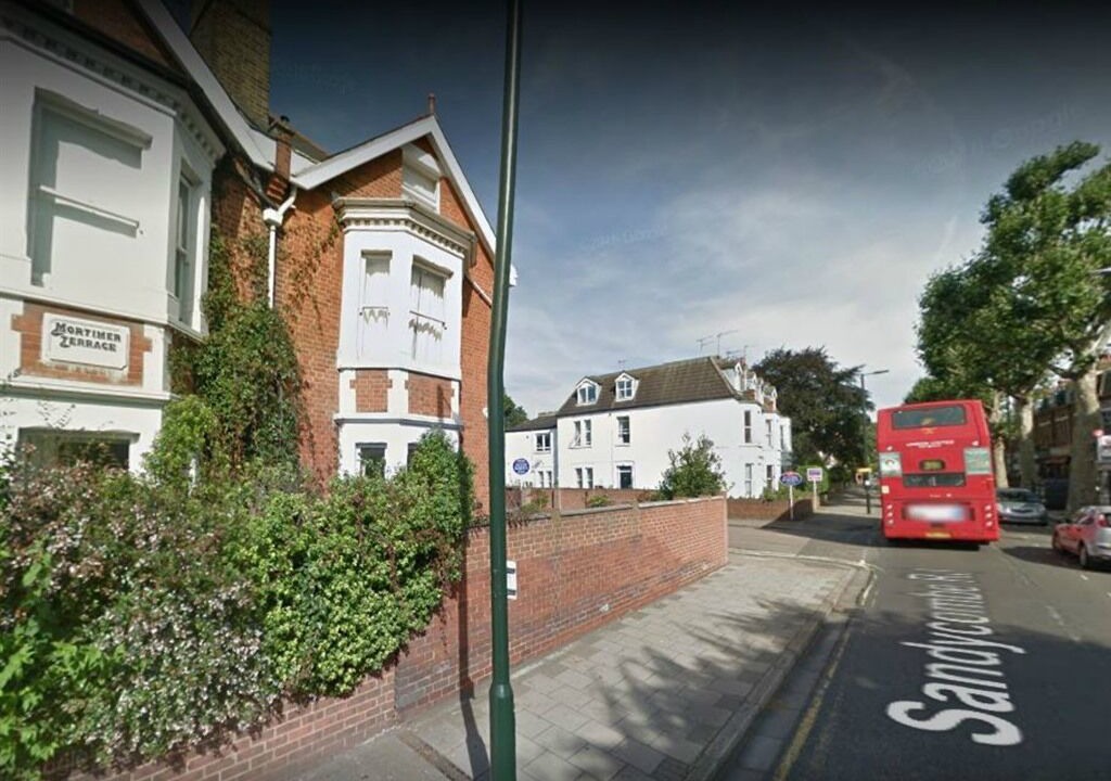 Photo of Outdoor in Kew