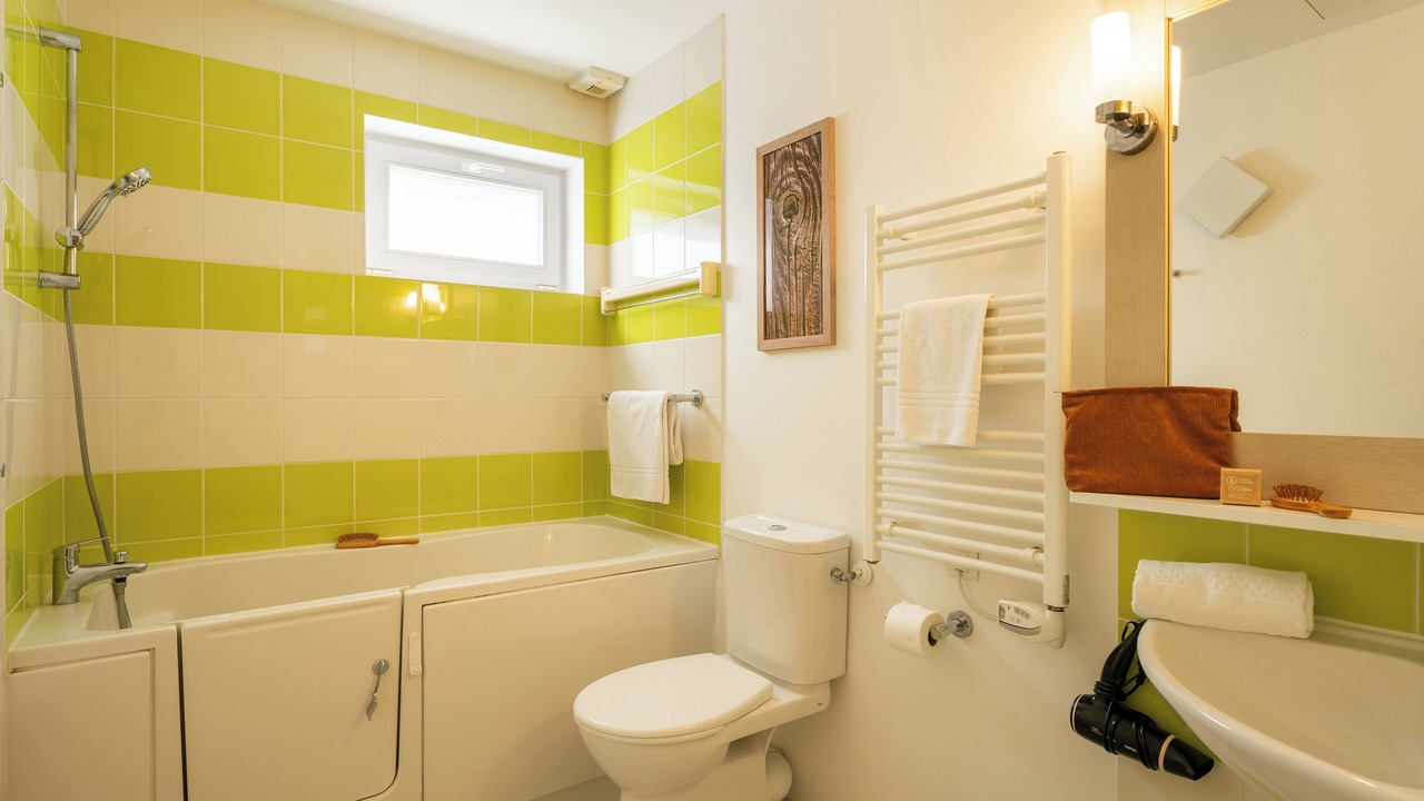 Photo of Bathroom in Pornichet