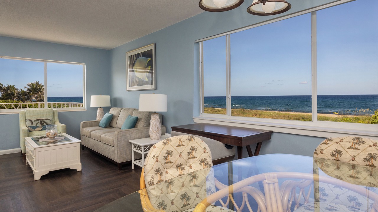 Photo of Livingroom in Delray Beach