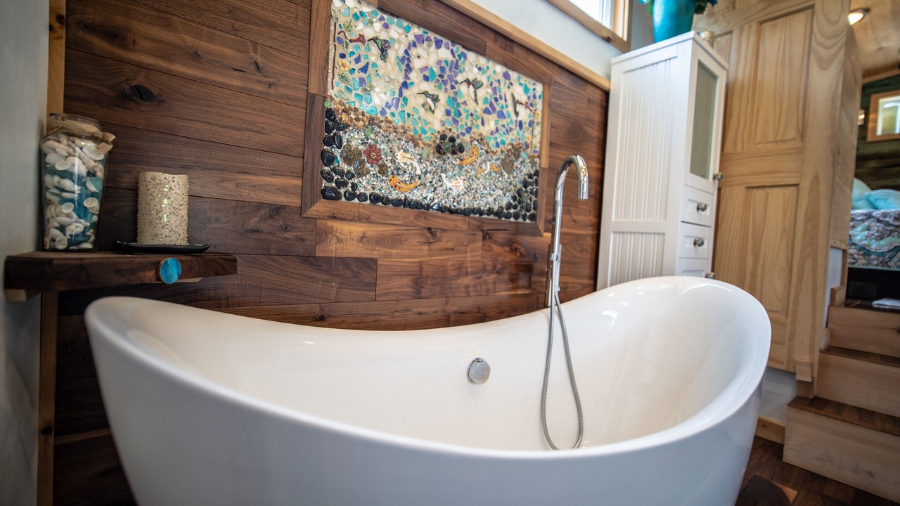 Photo of Bathroom in Georgia Coast