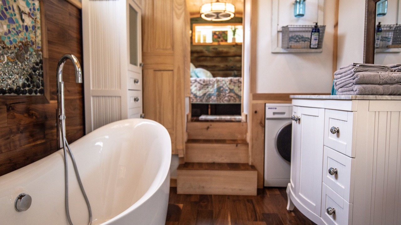Photo of Bathroom in Georgia Coast