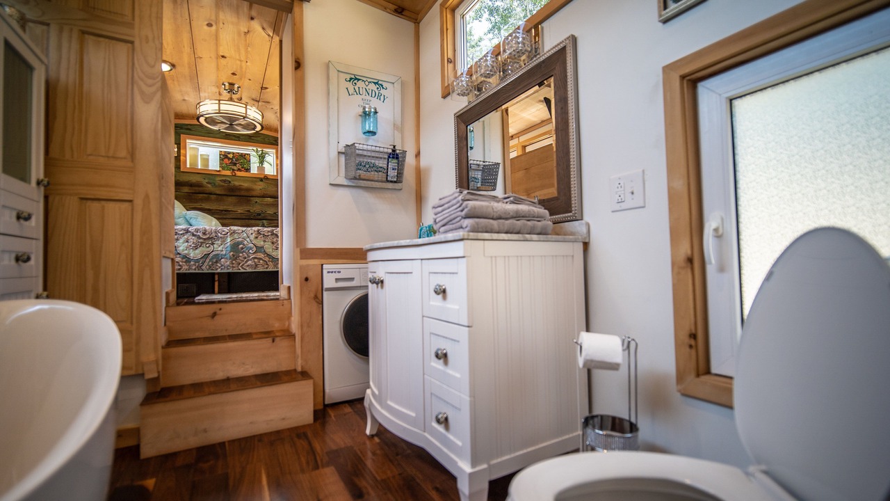Photo of Bathroom in Georgia Coast