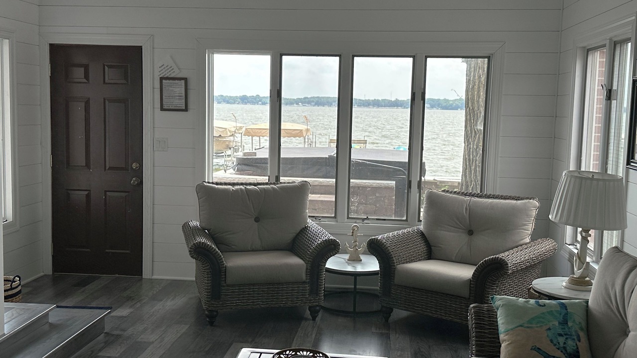 Photo of Livingroom in Clear Lake