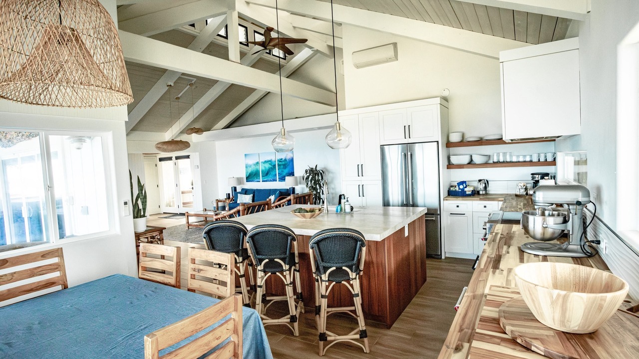 Photo of Others in Kahaluu Bay