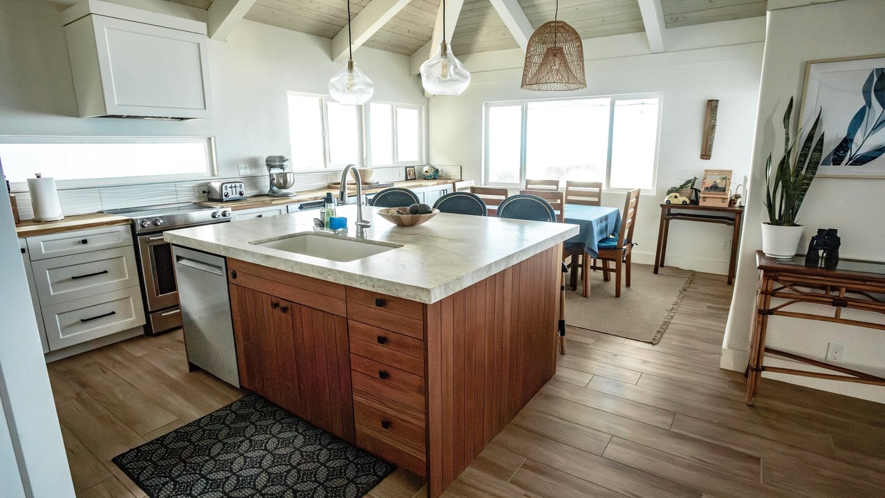 Photo of Kitchen in Kahaluu Bay
